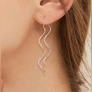 Silver Threader Wave Earrings